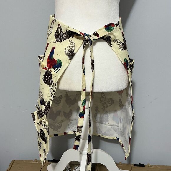 Chicken egg collecting apron.  Never used - Picture 3 of 7